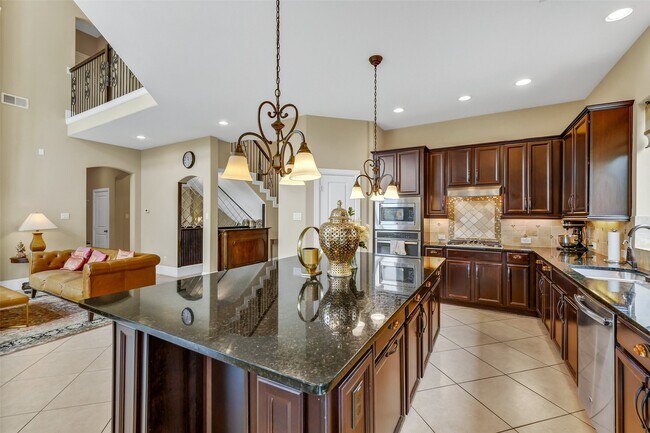 Building Photo - 28606 Rolling Ridge Dr