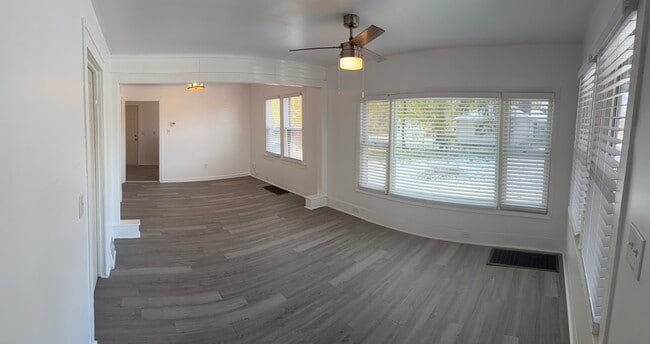 Building Photo - 26181 Dunning St