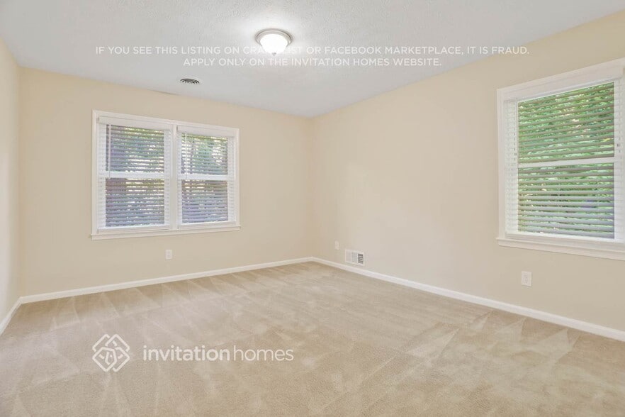 Building Photo - 695 Hickory Ridge Rd SW