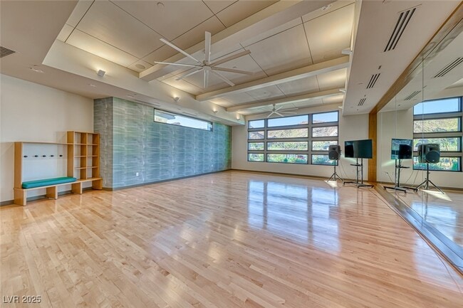 Building Photo - 17 Sun Mirage Ave