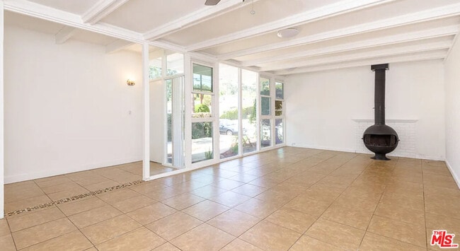 Building Photo - 11304 Isleta St