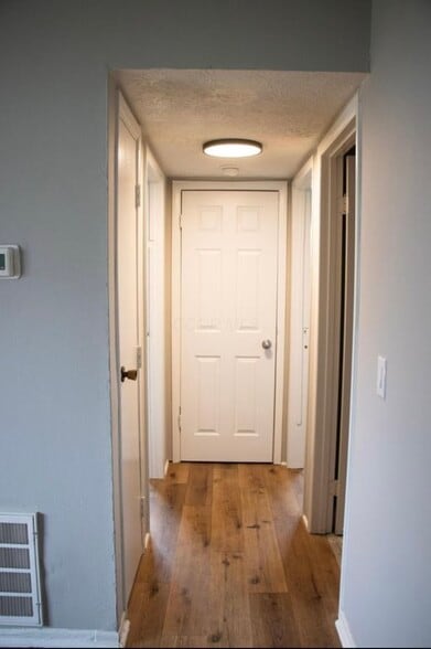 Building Photo - 2887 Atwood Ter