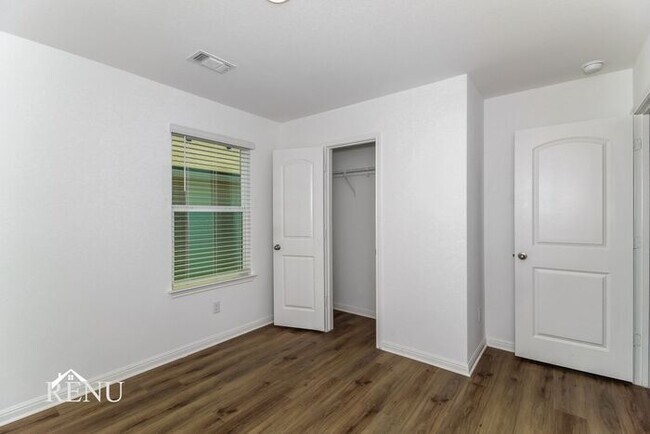 Building Photo - Coming Soon!