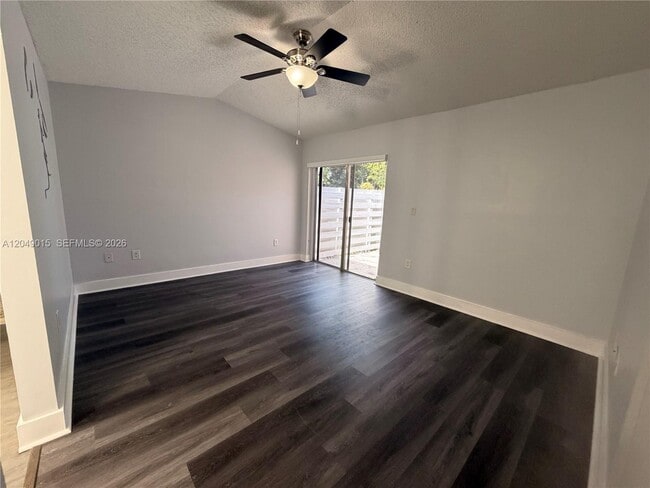 Building Photo - 14467 SW 137th Ct