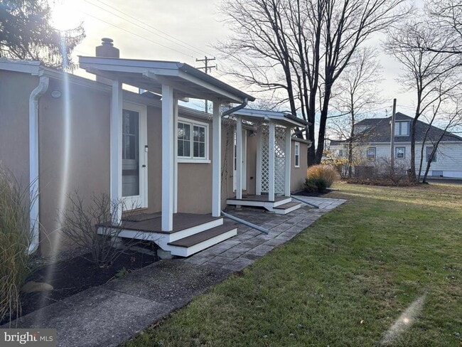 Building Photo - 3842 Old Easton Rd