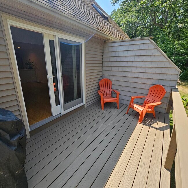 Building Photo - 8 Balmoral Dr
