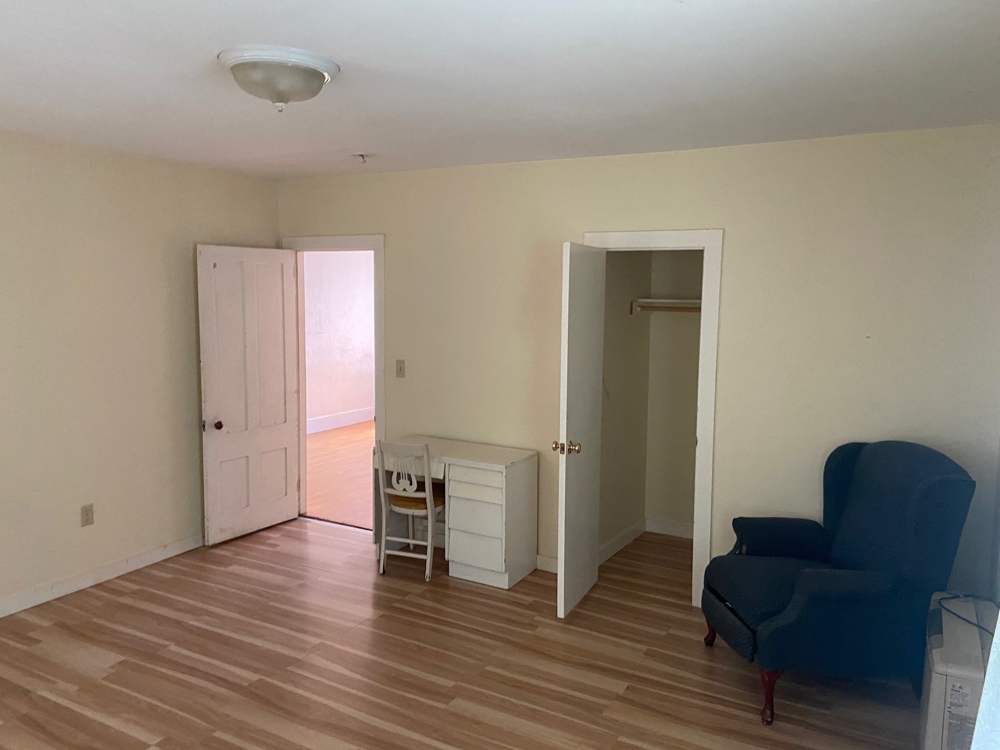 Building Photo - 210 Elliot St