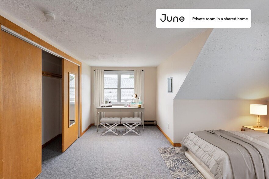 Primary Photo - Room in Shared 5 bed/2 bath home