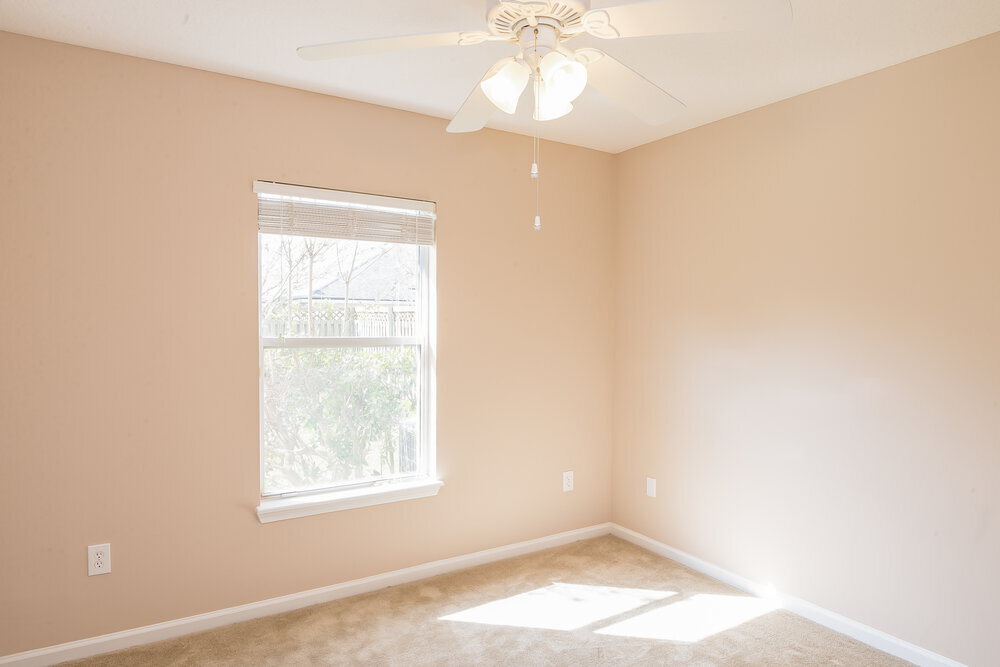 Building Photo - 744 Flowers St