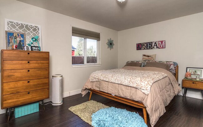 Building Photo - 60983 Lodgepole Dr