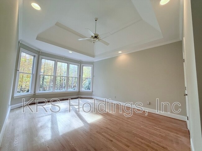 Building Photo - 213 Glen Abbey Dr