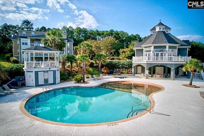 Building Photo - 149 Breezes Dr