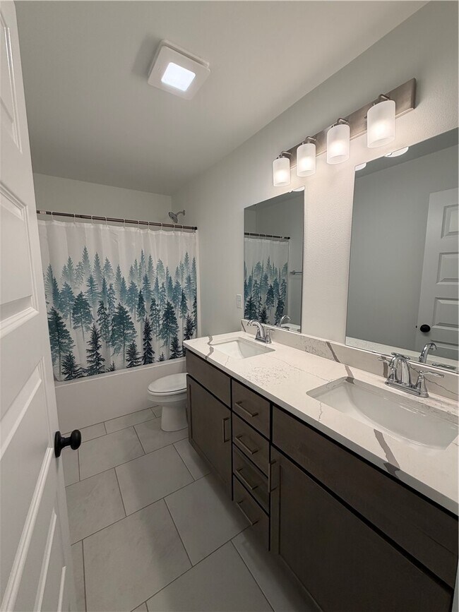 Building Photo - 241 Ryker Rdg