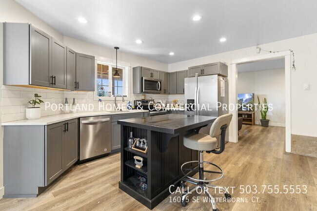 Building Photo - 16075 SE Winterborne Ct