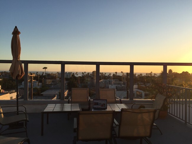 Sunset on deck - 2431 3rd St