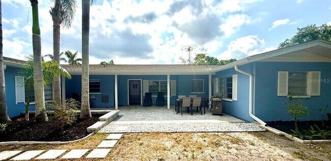 Building Photo - 716 50th St Ct W