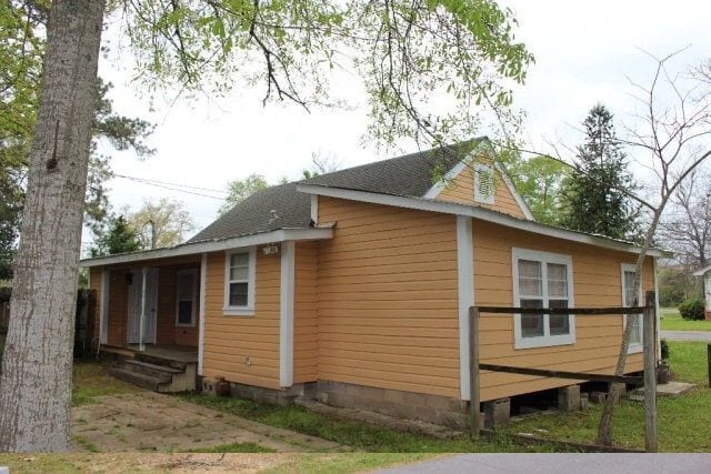 Building Photo - 201 E Pine Street