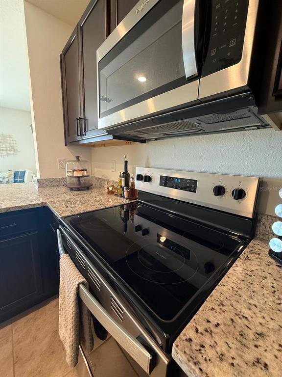 Building Photo - 1419 Plank Pl