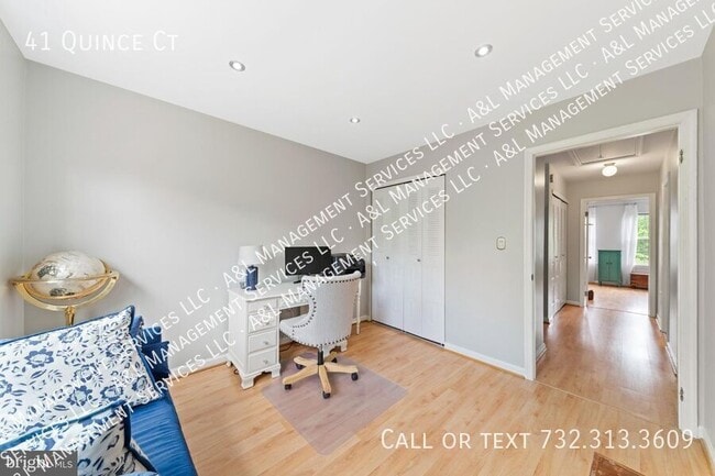 Building Photo - 41 Quince Ct