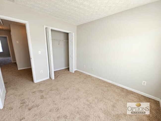 Building Photo - 752 Georgetown Ct