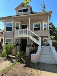 Building Photo - Upstairs 2 Bedroom - Near UCD Med Center