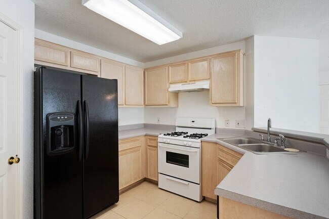 Building Photo - 203 Tamara Dr