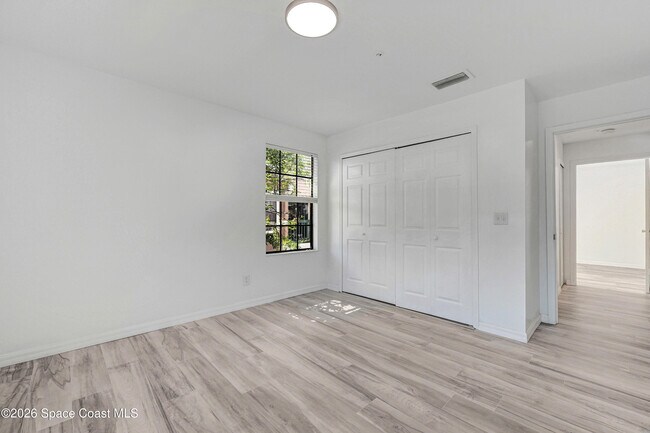 Building Photo - 7667 N Wickham Rd