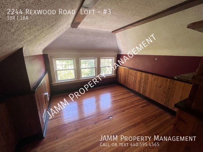 Building Photo - Desirable Cleveland Heights Loft Unit!