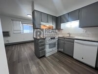 Building Photo - 713 N Garfield Ave