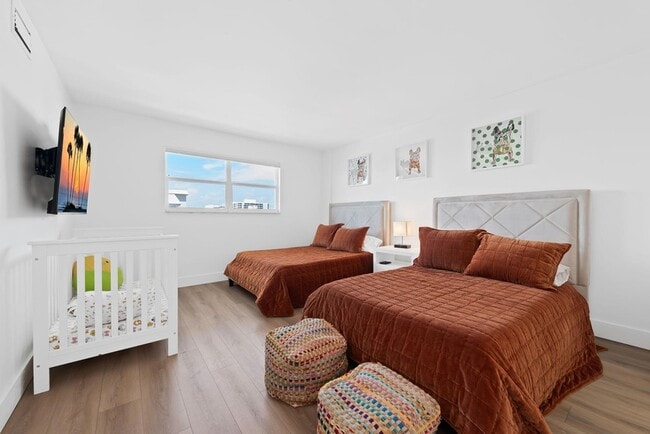 Building Photo - 3114 S Ocean Blvd