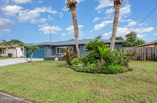 Building Photo - 986 Sycamore Dr