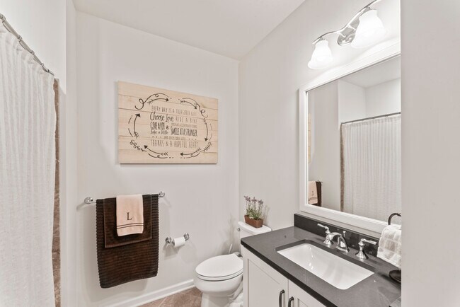 Building Photo - 818 Center Meadow Ln