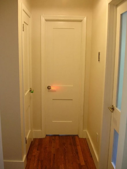 Building Photo - 4830 S Detroit Ave