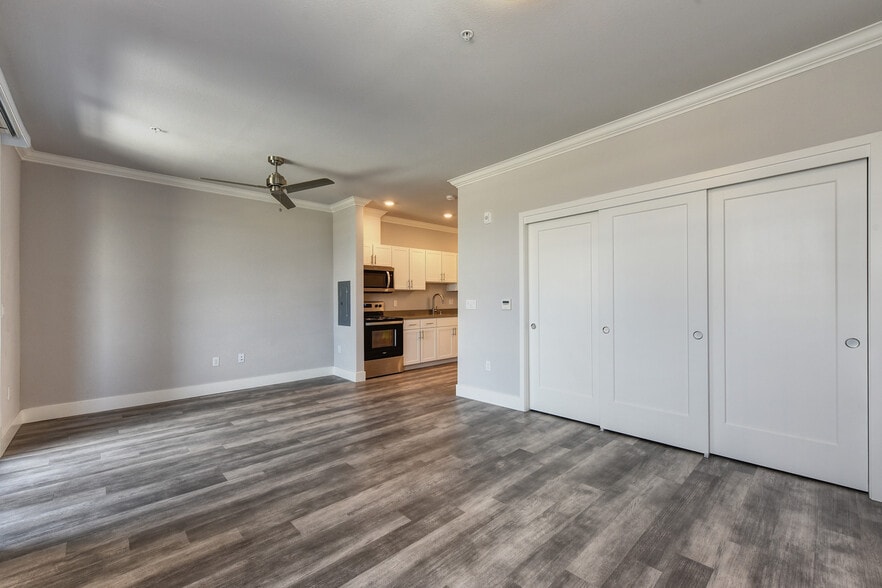 The Atherton 717 W Atherton Dr Manteca CA 95337 Apartment Finder