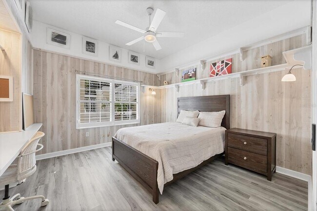 Building Photo - 3605 54th Dr W