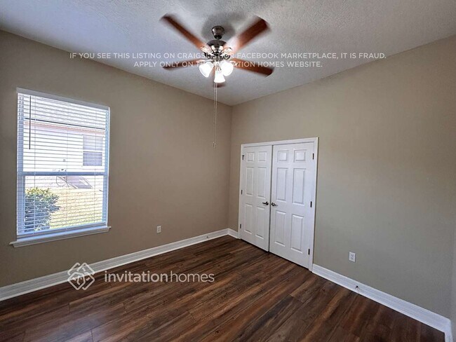 Building Photo - 6462 Hickory View Dr