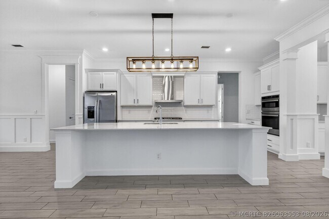 Building Photo - 799 Hookline Cir