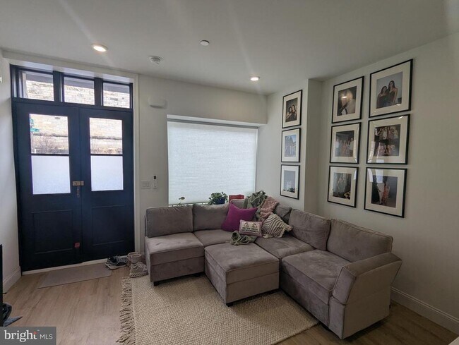 Building Photo - 2050 Fairmount Ave