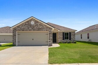 Building Photo - 3 Bedroom, 2 Bath home.