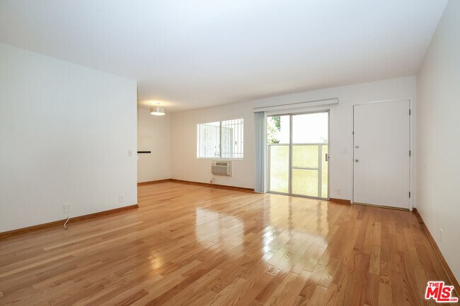 Building Photo - 1608 S Bentley Ave