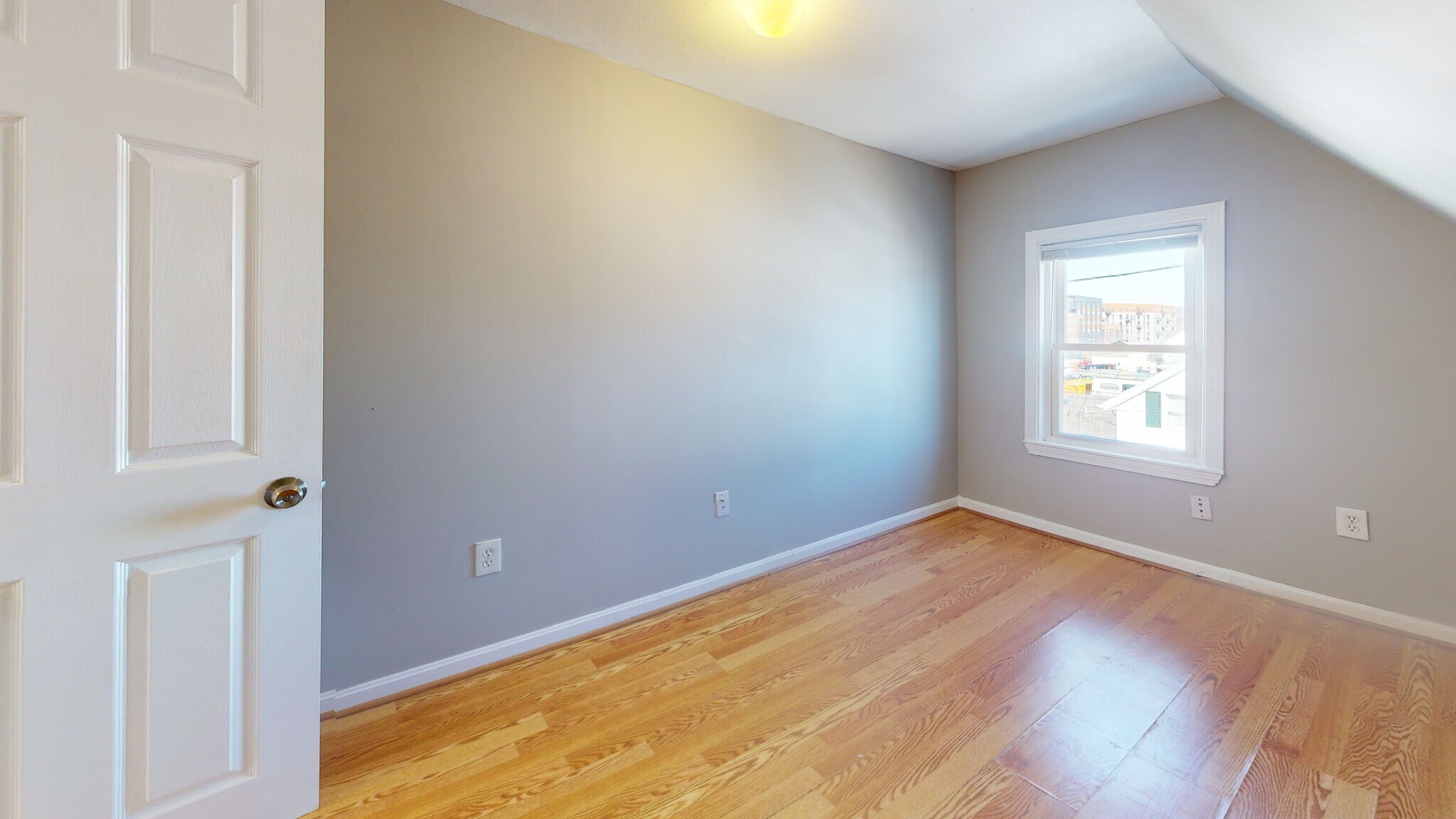 Building Photo - 50 Plymouth St