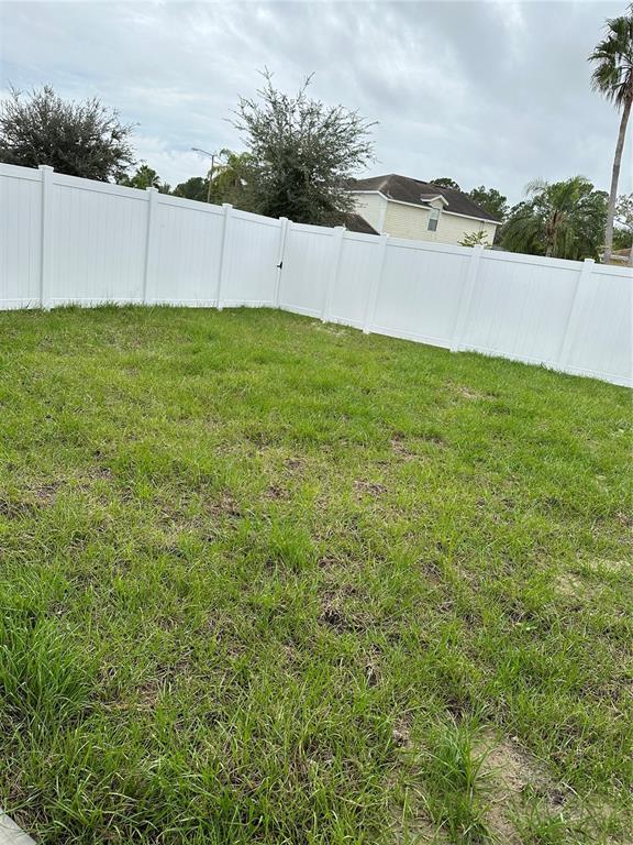 Building Photo - 601 Lake Shore Pkwy