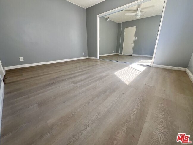 Building Photo - 1426 Orange Grove Ave