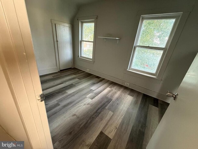 Building Photo - 313 Virginia Ave