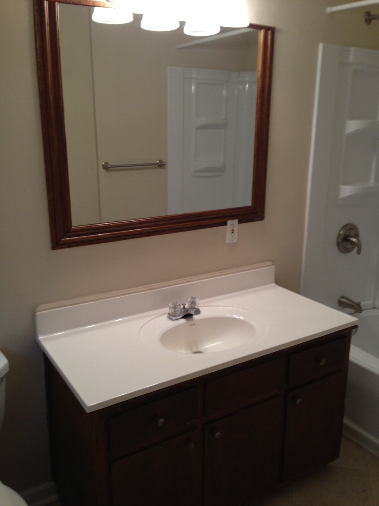 Building Photo - 518 Barbashela Cir