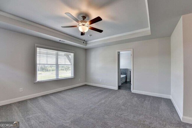 Building Photo - 7309 Yewtree Dr