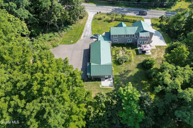 Building Photo - 489 Grooms Rd