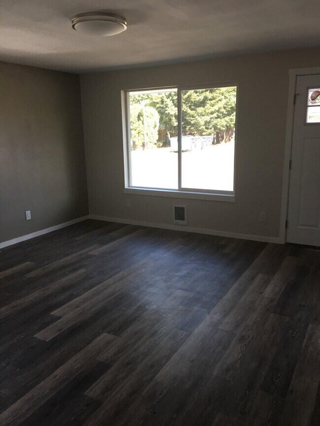 Building Photo - 8516 Washington Blvd SW