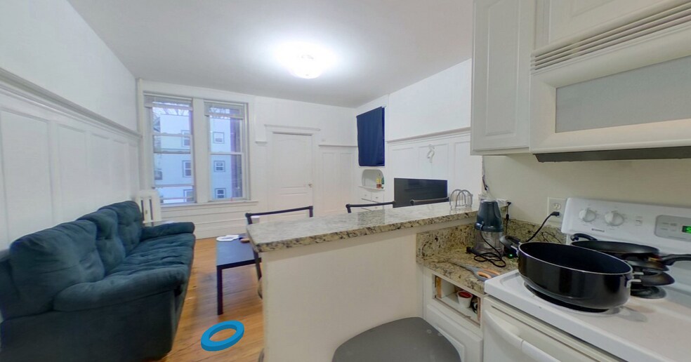 Building Photo - 1120 Commonwealth Ave