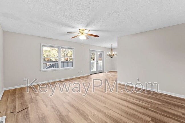 Building Photo - 48 Bluff Pointe Way